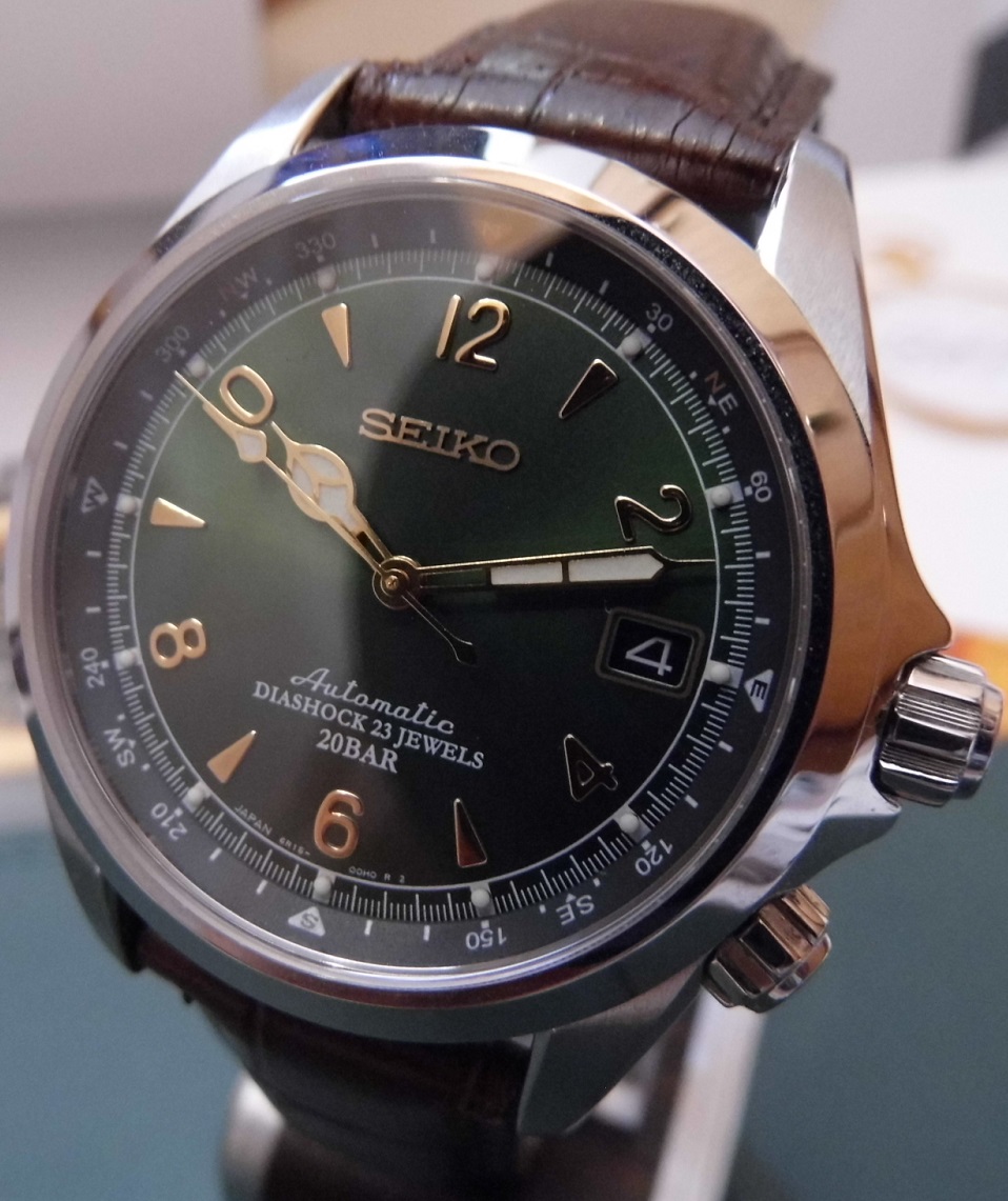 Seiko Apinist, Green Dial, Leather Strap & Bracelet