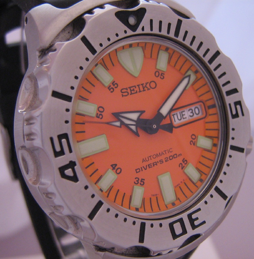 Seiko Orange Monster, Orange Dial, Rubber Strap