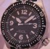 Seiko 200M Divers Spork, Black Dial, Rubber Strap